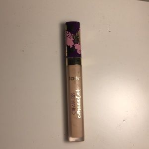 tarte shape tape creaseless concealer